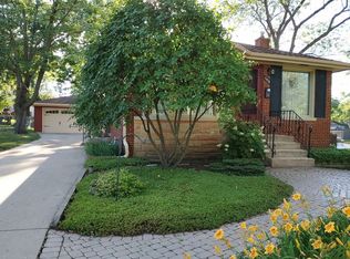 608 S Dorchester Ave, Wheaton, IL 60187