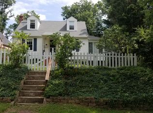 706 S Stonestreet Ave, Rockville, MD 20850