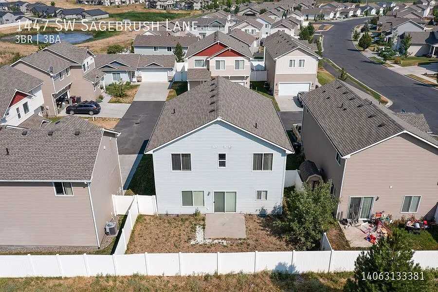 Coming Soon: This Beautiful Home Won't Last Long! — Photo 4