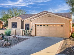 917 W Bosch Dr, Green Valley, AZ 85614