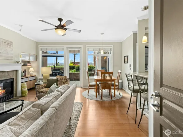 1950 Alaskan Way #128, Seattle, WA 98101