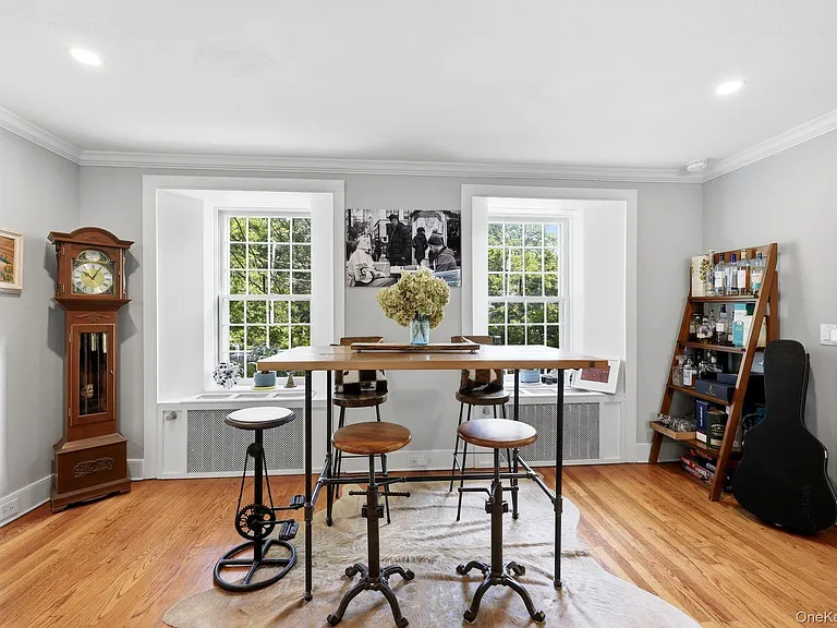 51 Adriance Ave — Photo 8