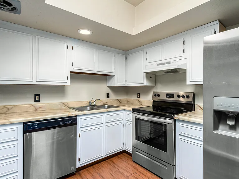 8255 N Oracle Rd #210 — Photo 13