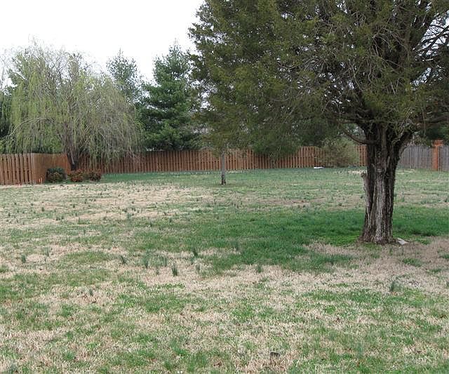 2nd image of 1619 E Blairmont Dr Lot 8