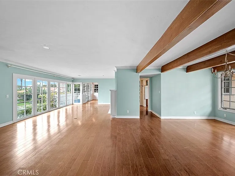 905 Emerald Bay — Photo 3