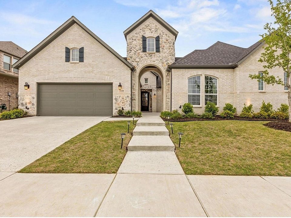 1st image of 1128 Meadow Bnd