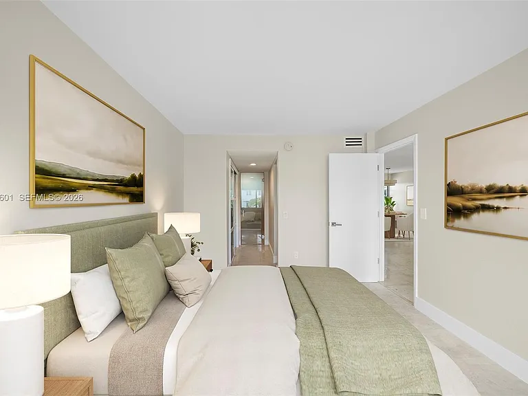 1610 Lenox Ave #316 — Photo 8
