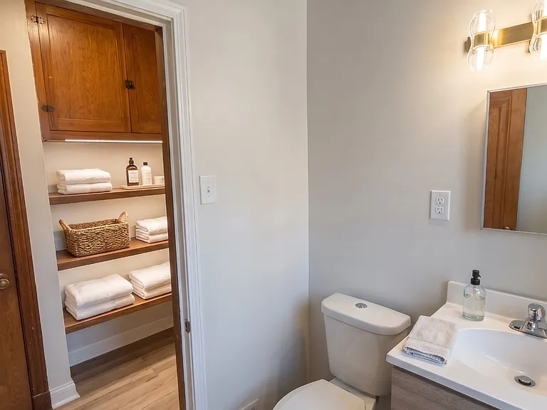 8687 Oriole Ave #2F — Photo 5