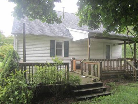 2nd image of 704 Stockton Ave