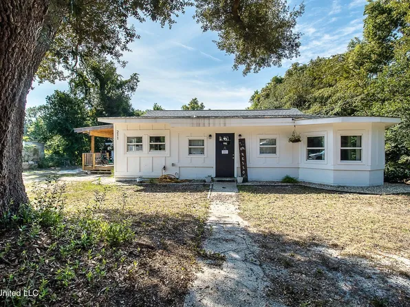211 28th St, Gulfport, MS 39507