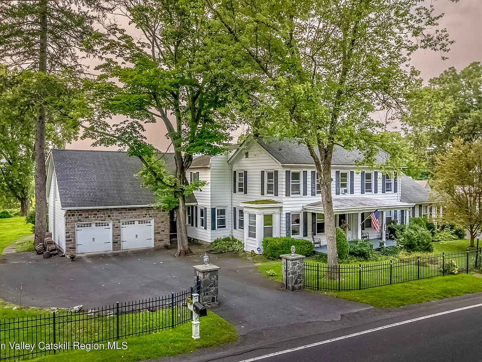 1st image of 691 Hurley Avenue