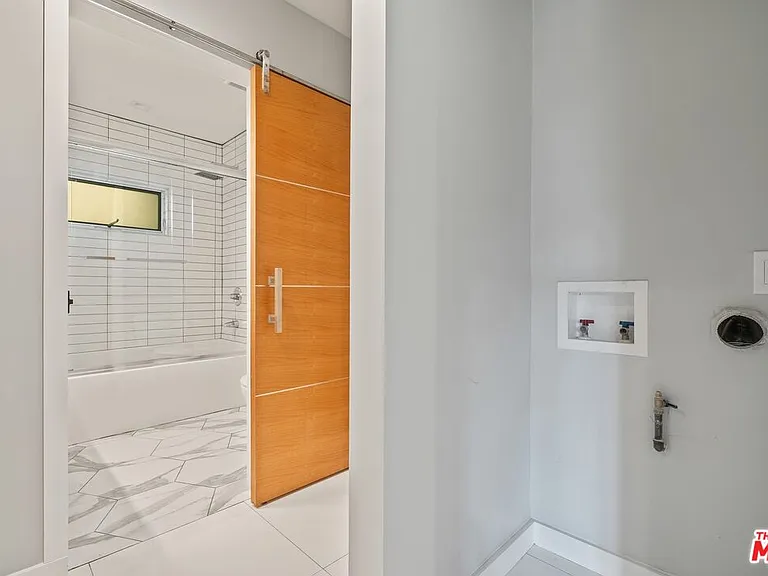 22263 Buena Ventura St — Photo 10
