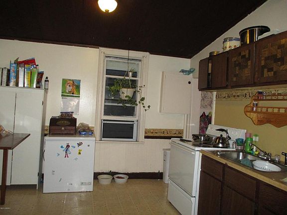 2nd image of 107 E State St