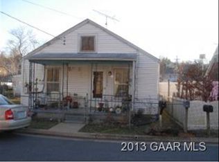 1408 2nd St, Waynesboro, VA 22980