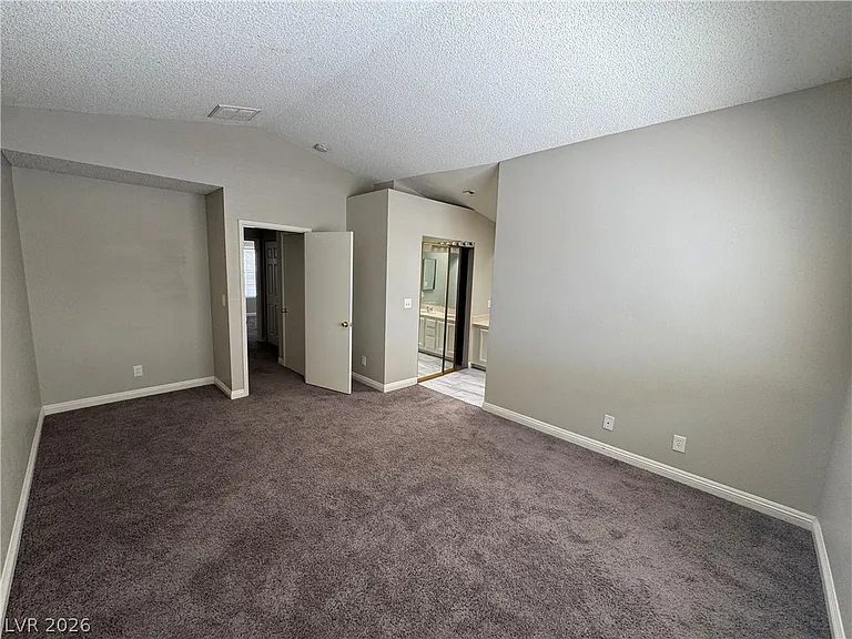 8653 Freeport Ln — Photo 10