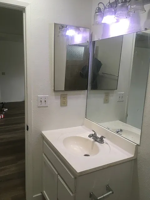 2 bed, $1,850 — Photo 4