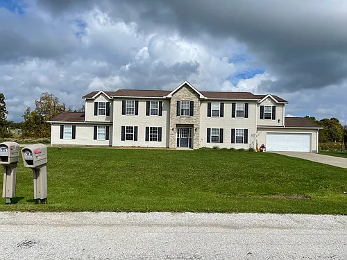 9375 Winding Creek Dr Photo 1