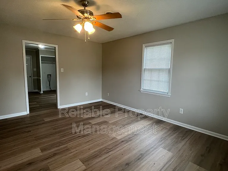 505 E Elizabeth St #B — Photo 3