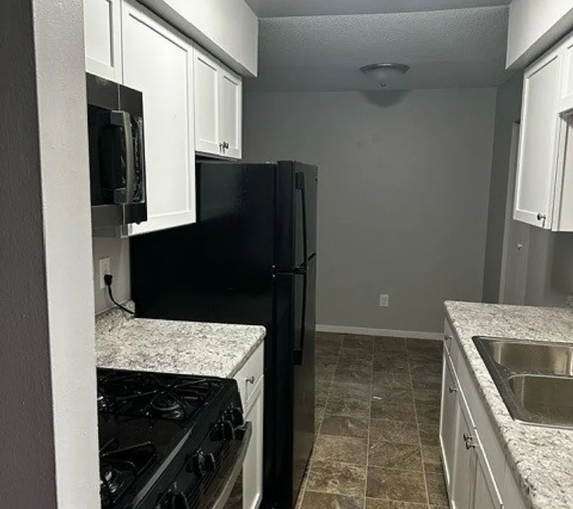 3501-3507 Hillsboro Ave N #3433-3525