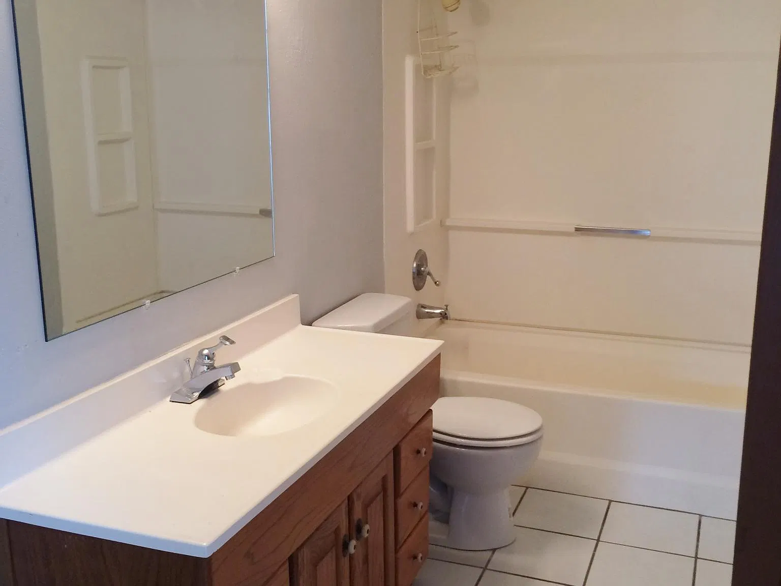 2 bed, 900 sqft, $1,500 — Photo 4