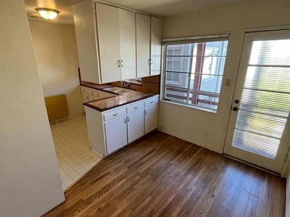 3rd image of 1327 & 1335 Palm St #1335-C