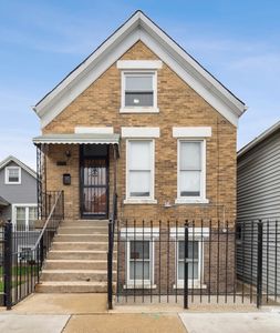 3727 S Wood St, Chicago, IL, 60609