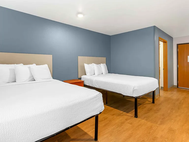 Studio Suite - 2 Full Beds