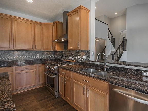 5th image of 1126 Arcaro Dr