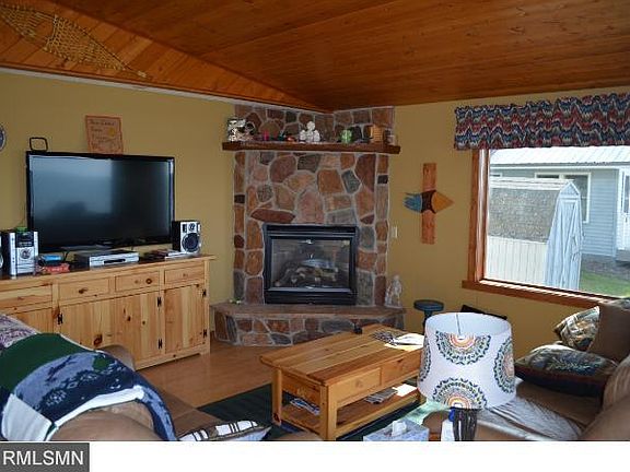 4th image of 11102 Cove Dr
