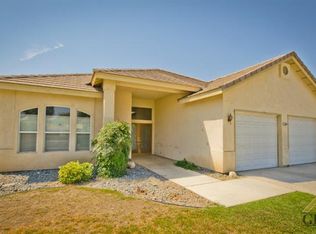 2805 Berkshire Rd, Bakersfield, CA 93313