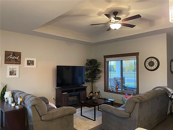 5th image of 2452 Mercury Avenue