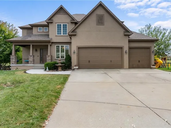 9000 SW 1st St, Blue Springs, MO 64064