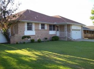 18 NW 56th St, Lawton, OK 73505
