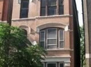 930 W 19th St, Chicago, IL 60608