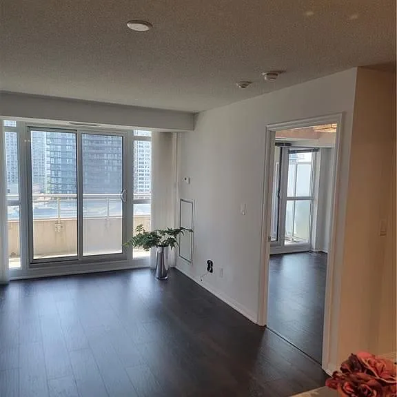38 Grand Magazine St #2029 — Photo 6
