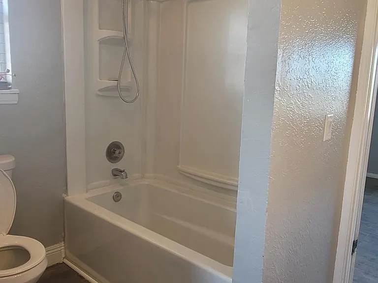 21250 Laguna Rd #5 — Photo 25