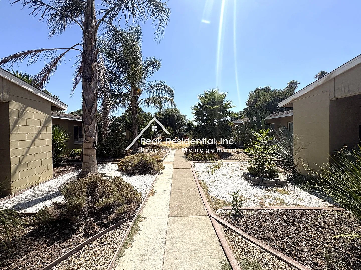 Charming 2bd/1ba near 47th Ave & Hwy 99 — Photo 4
