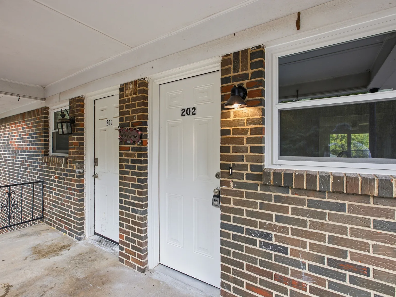 2 bed, 1045 sqft, $995 — Photo 3