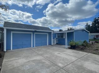 2216 Greentree Dr NE, Salem, OR