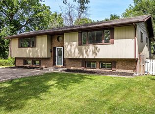 11106 82nd St, Pleasant Prairie, WI 53158