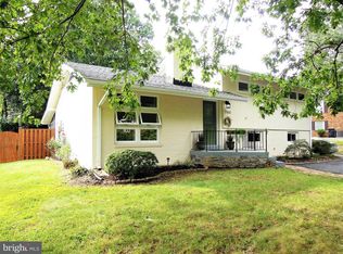 7102 Fort Hunt Rd, Alexandria, VA 22307