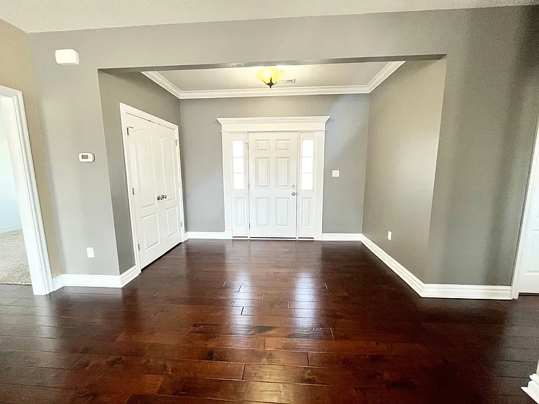 150 Travis Blvd — Photo 7