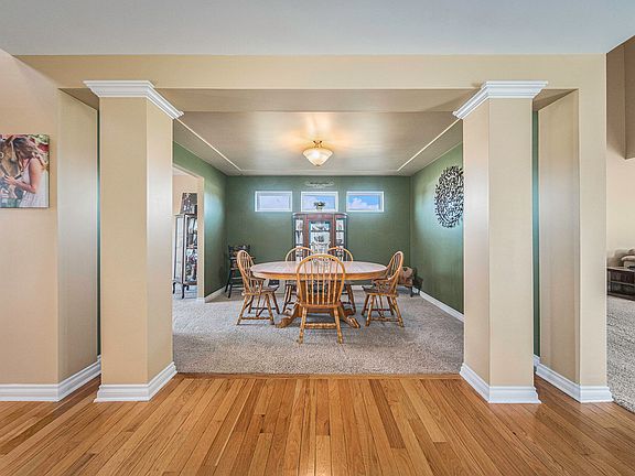 5th image of 9544 Sandpiper Ln