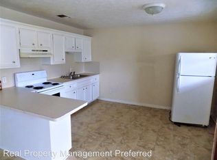 916 Avenue J APT 8, Huntsville, TX 77320