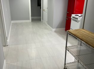 1223 N Stafford St #1, Arlington, VA 22201