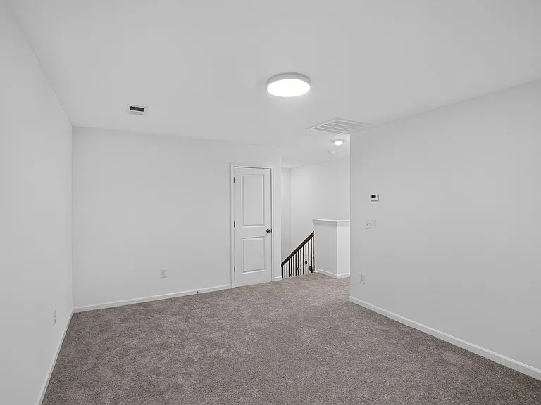 115 Holly Oak Ct — Photo 27