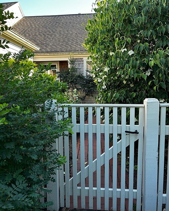 1st image of 206 Kates Path #206