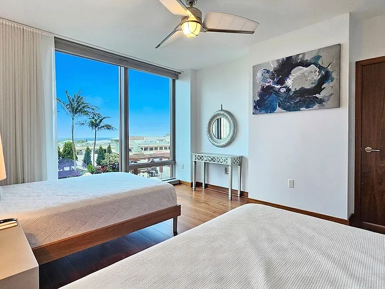 1555 Kapiolani Blvd #802 — Photo 8