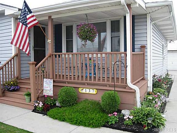 2nd image of 137 Wallace Ave