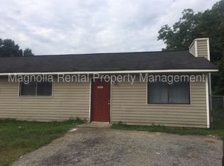 1122 E Blackstock Rd, Moore, SC 29369